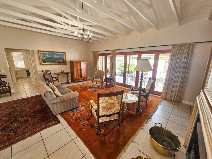 2 Bedroom Property for Sale in Whale Rock Gardens Western Cape